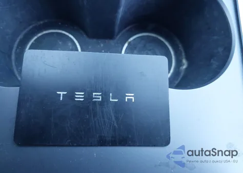 2022 Tesla Model Y Long Range Dual Motor All-Wheel Drive из США, поврежденный, VIN 7SAYGDEE0NF321512